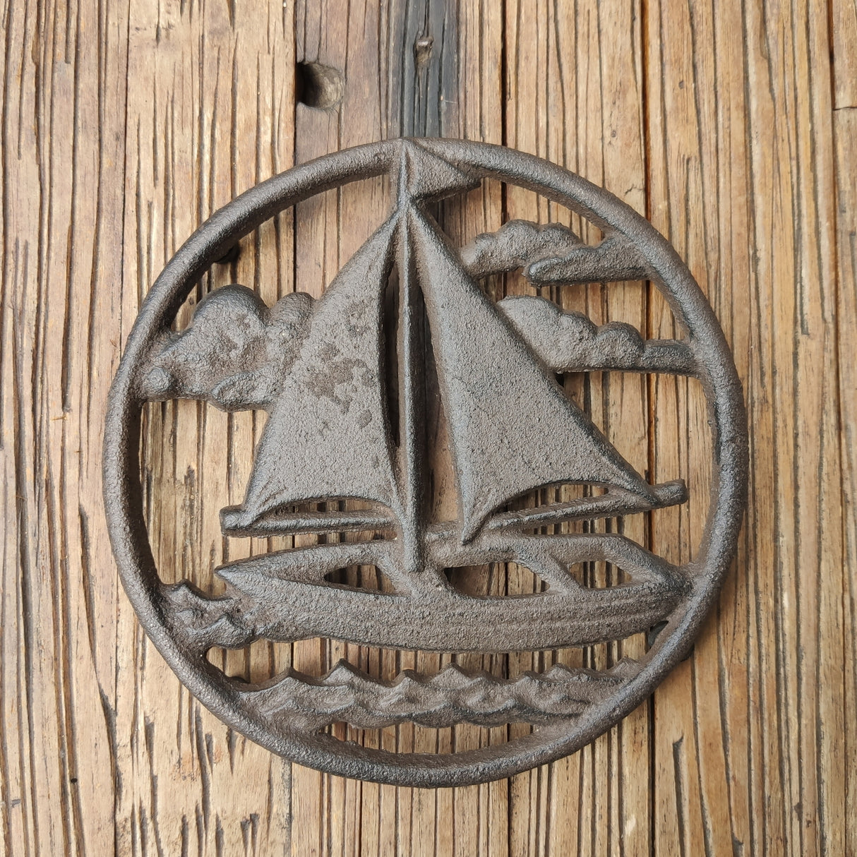 Segelboot Topfuntersetzer aus Gusseisen
